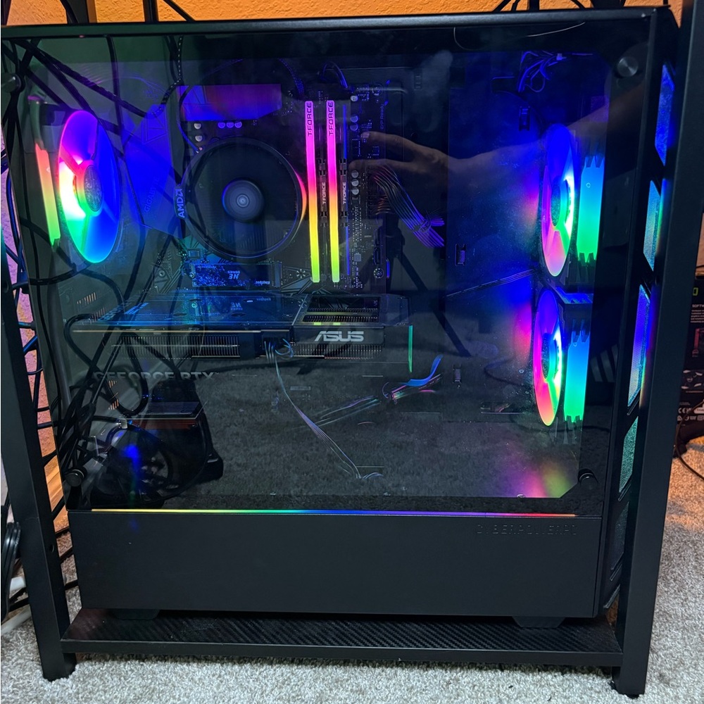 ASUS 5060 Gaming Tower with LED Fans